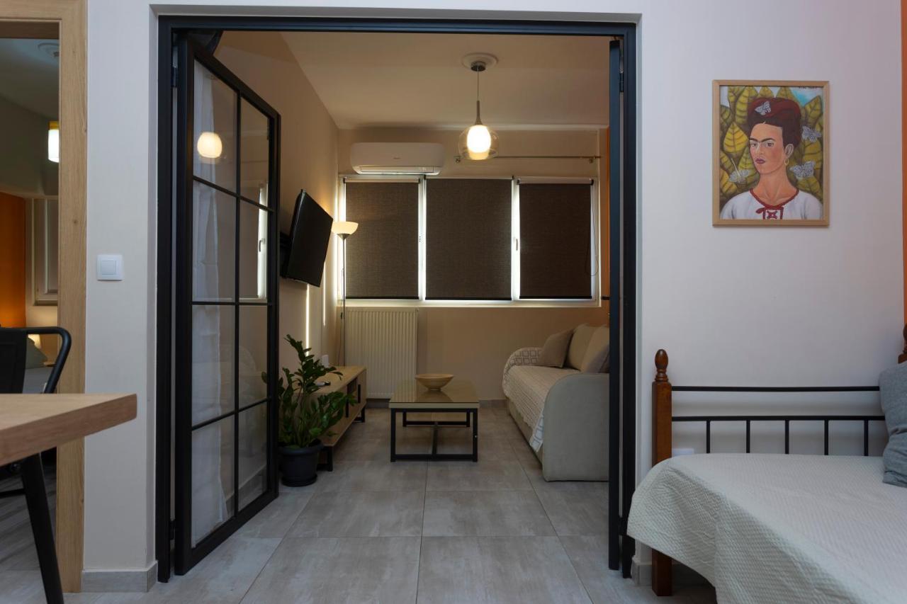 3C'S Apartment Thess :Central, Cosy & Convenient Thessaloníki Exteriör bild