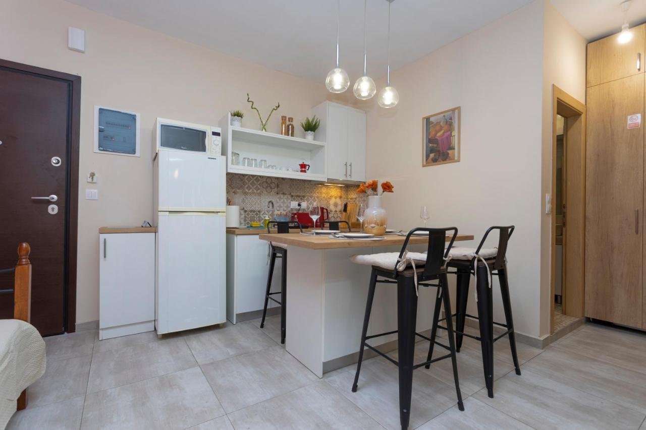 3C'S Apartment Thess :Central, Cosy & Convenient Thessaloníki Exteriör bild