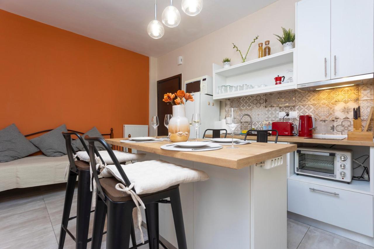 3C'S Apartment Thess :Central, Cosy & Convenient Thessaloníki Exteriör bild